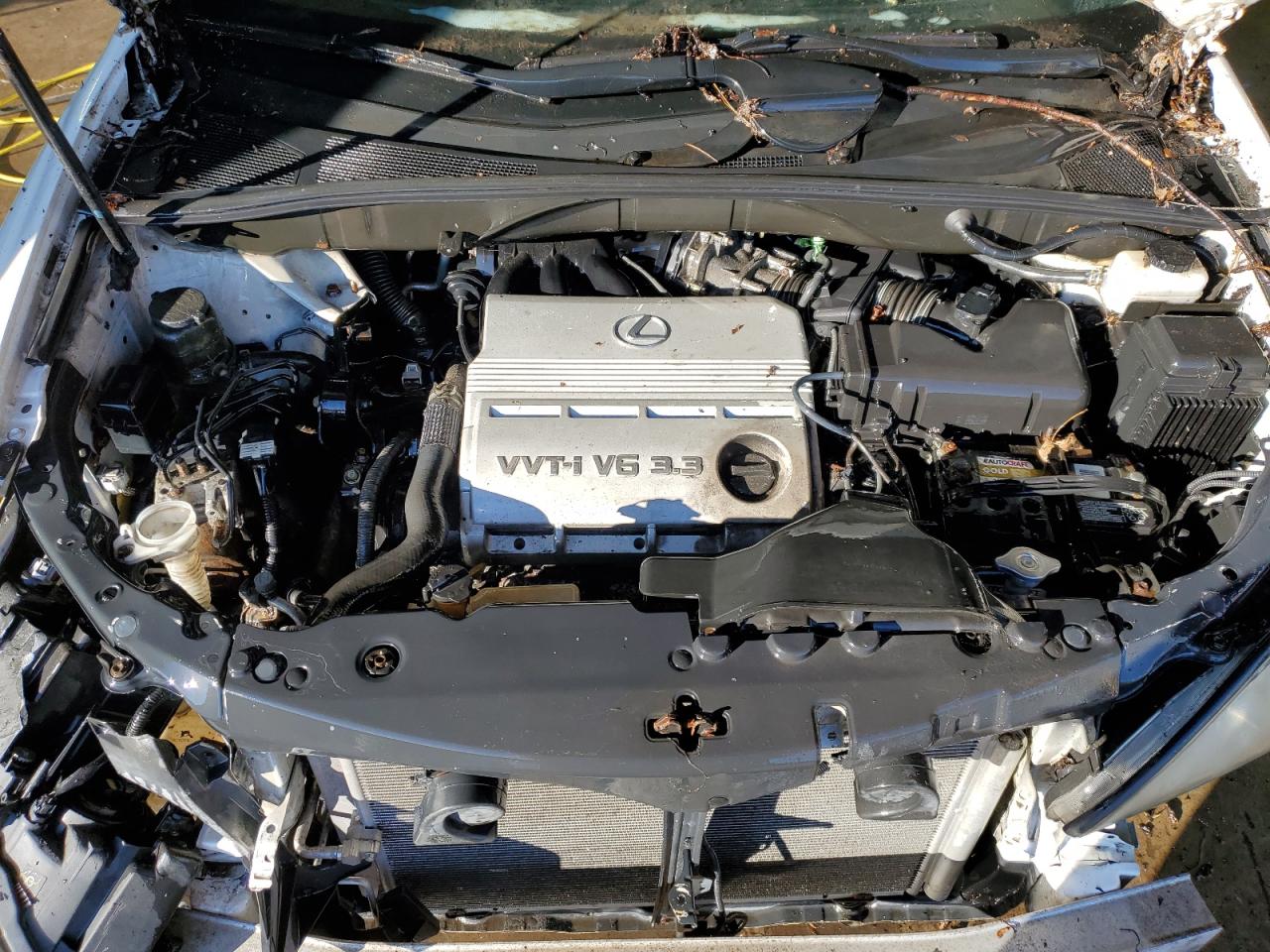2004 Lexus RX - Image 12