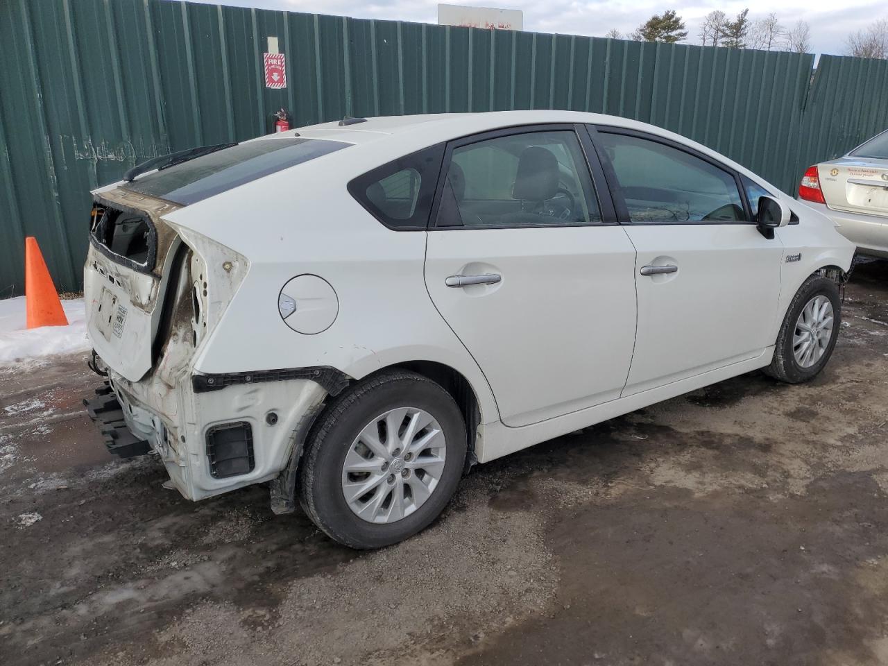 2014 Toyota Prius - Image 3