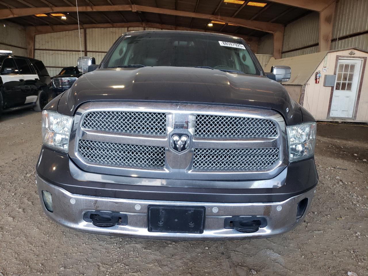 VIN 1C6RR6LT5JS239966 2018 RAM 1500 no.5