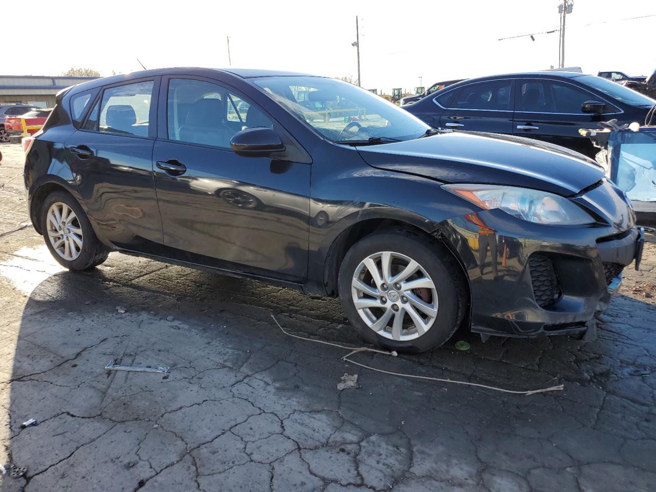 2012 Mazda 3 - Image 4