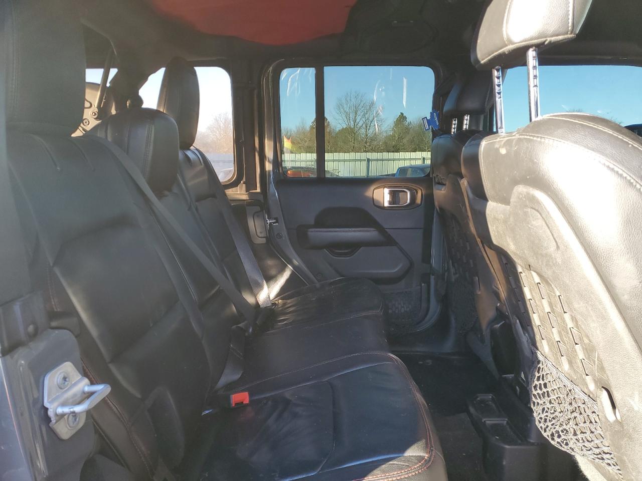 2019 Jeep Wrangler - Image 11