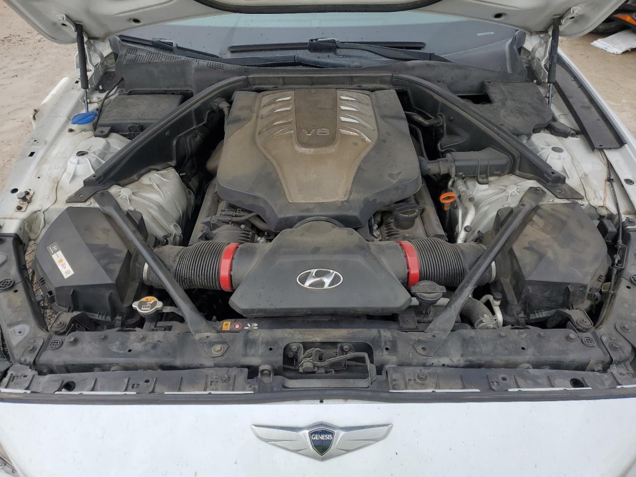 2015 Hyundai Genesis - Image 12