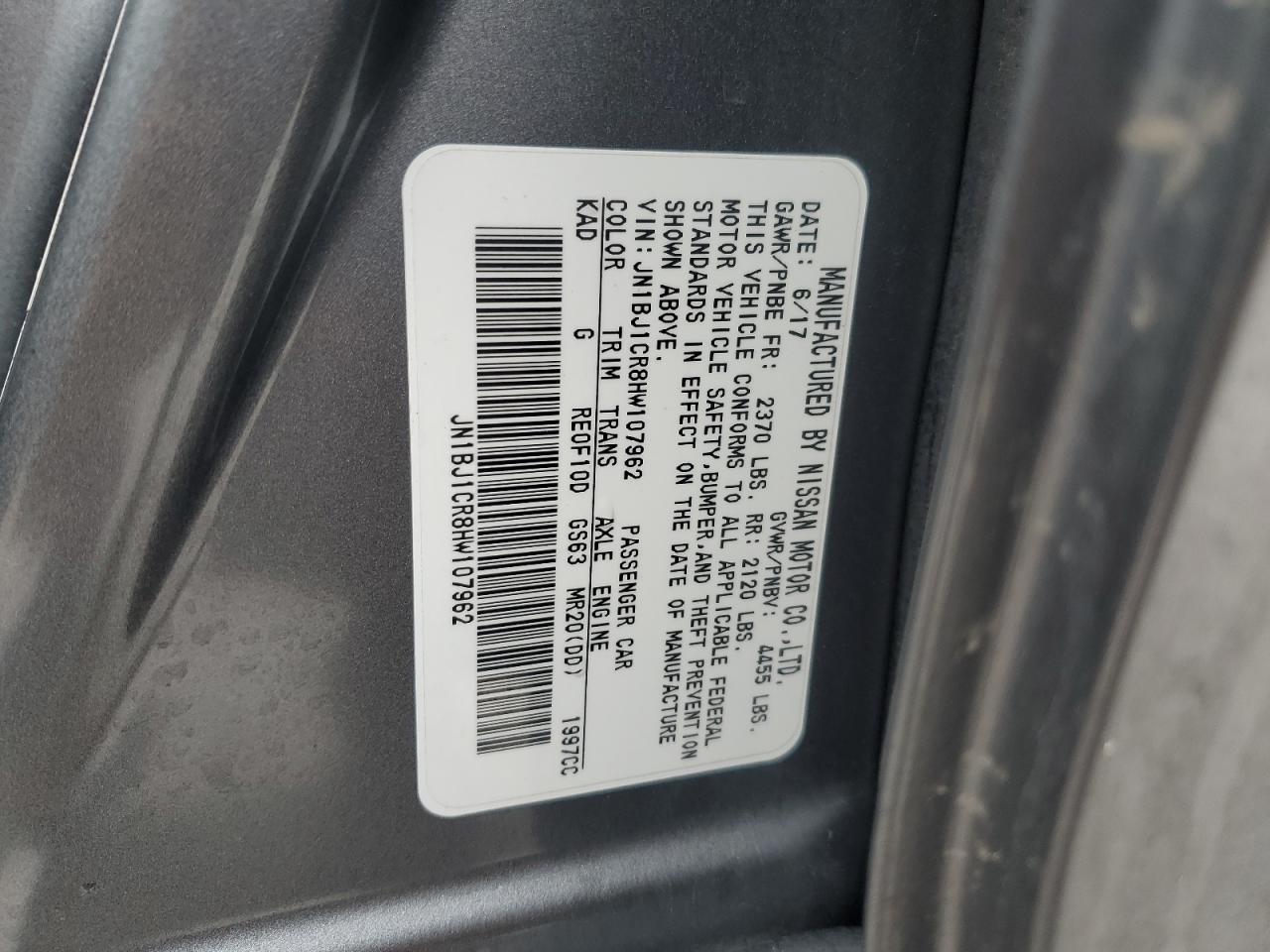2017 Nissan Rogue - Image 16