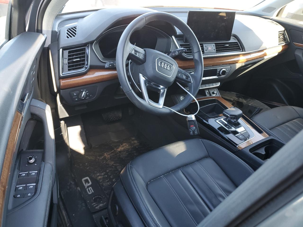 2023 Audi Q5 - Image 8