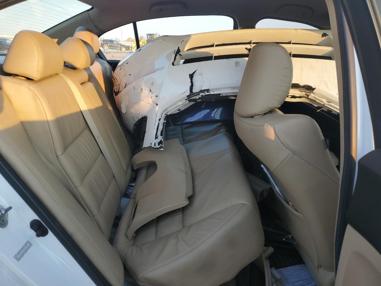 2012 Honda Accord - Image 10