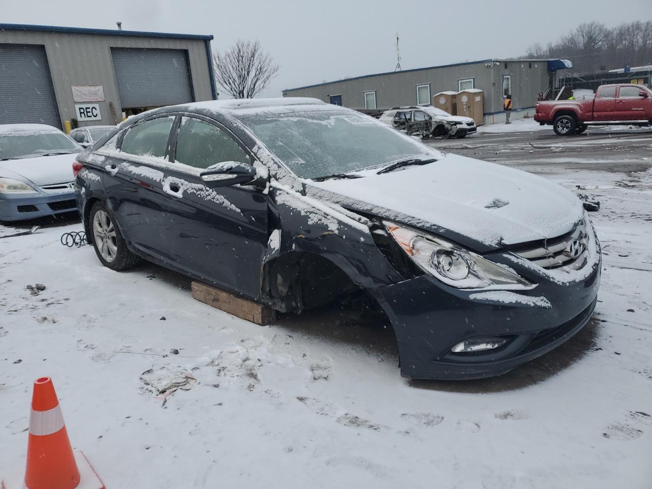 VIN 5NPEC4AC7DH680257 2013 HYUNDAI SONATA no.4