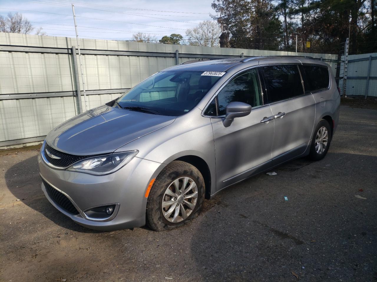 2019 Chrysler Pacifica - Image 1