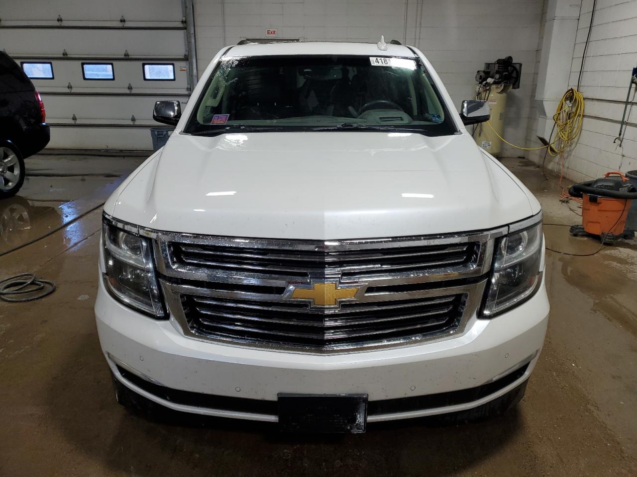 2016 Chevrolet Suburban - Image 5