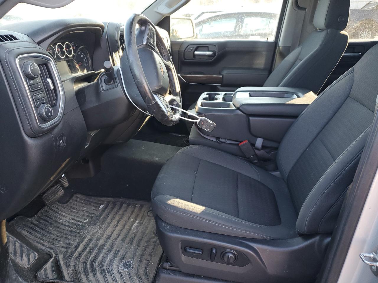 2021 Chevrolet Silverado - Image 7