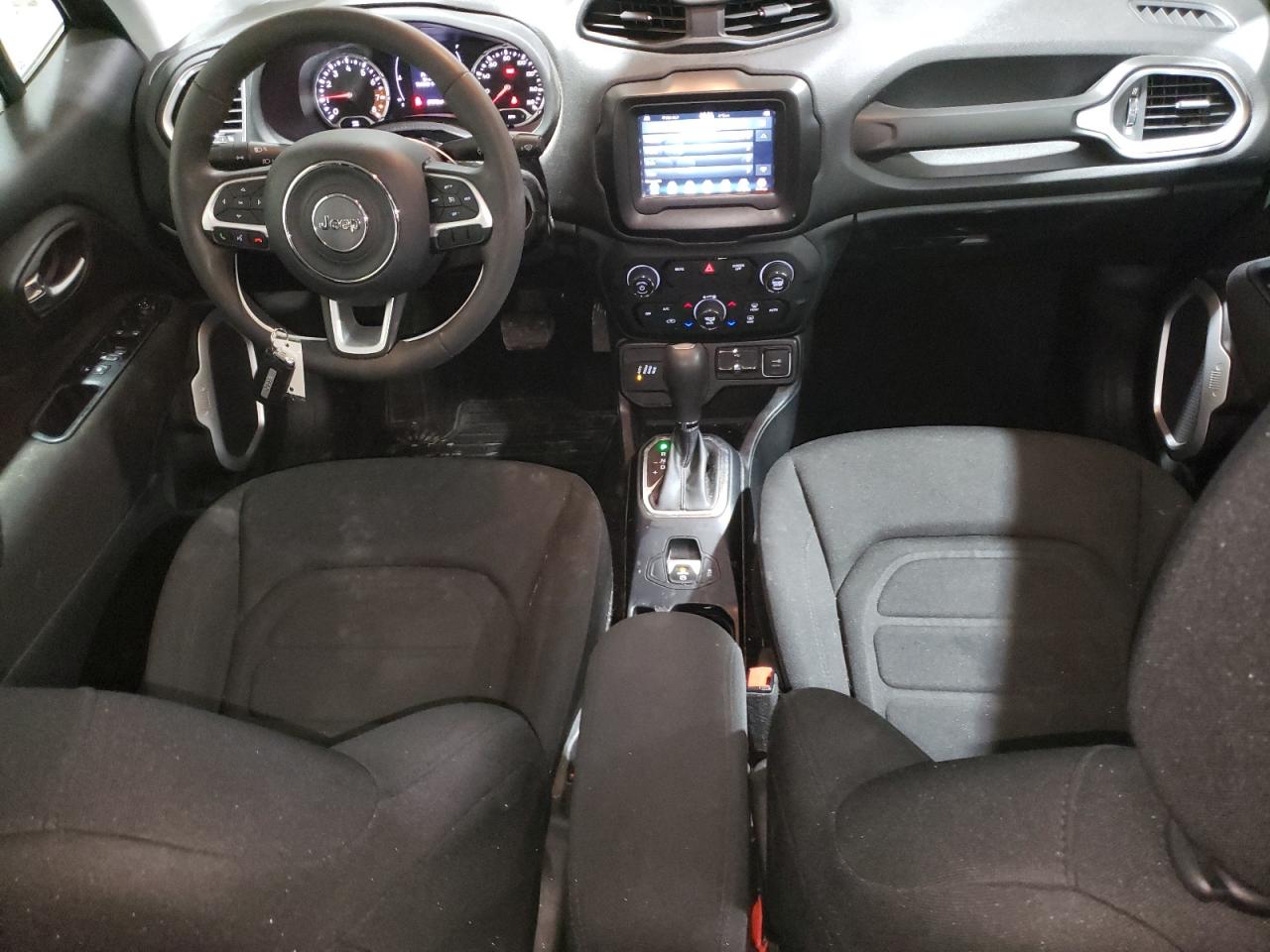 2019 Jeep Renegade - Image 8