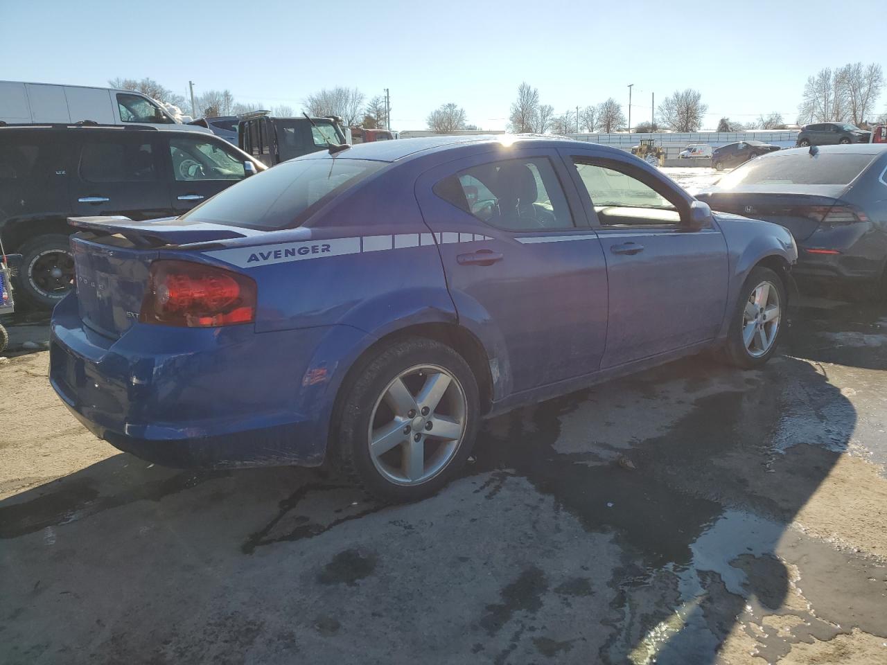 2013 Dodge Avenger - Image 3