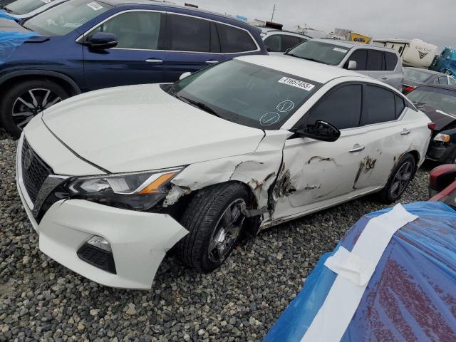  NISSAN ALTIMA 2019 Белый