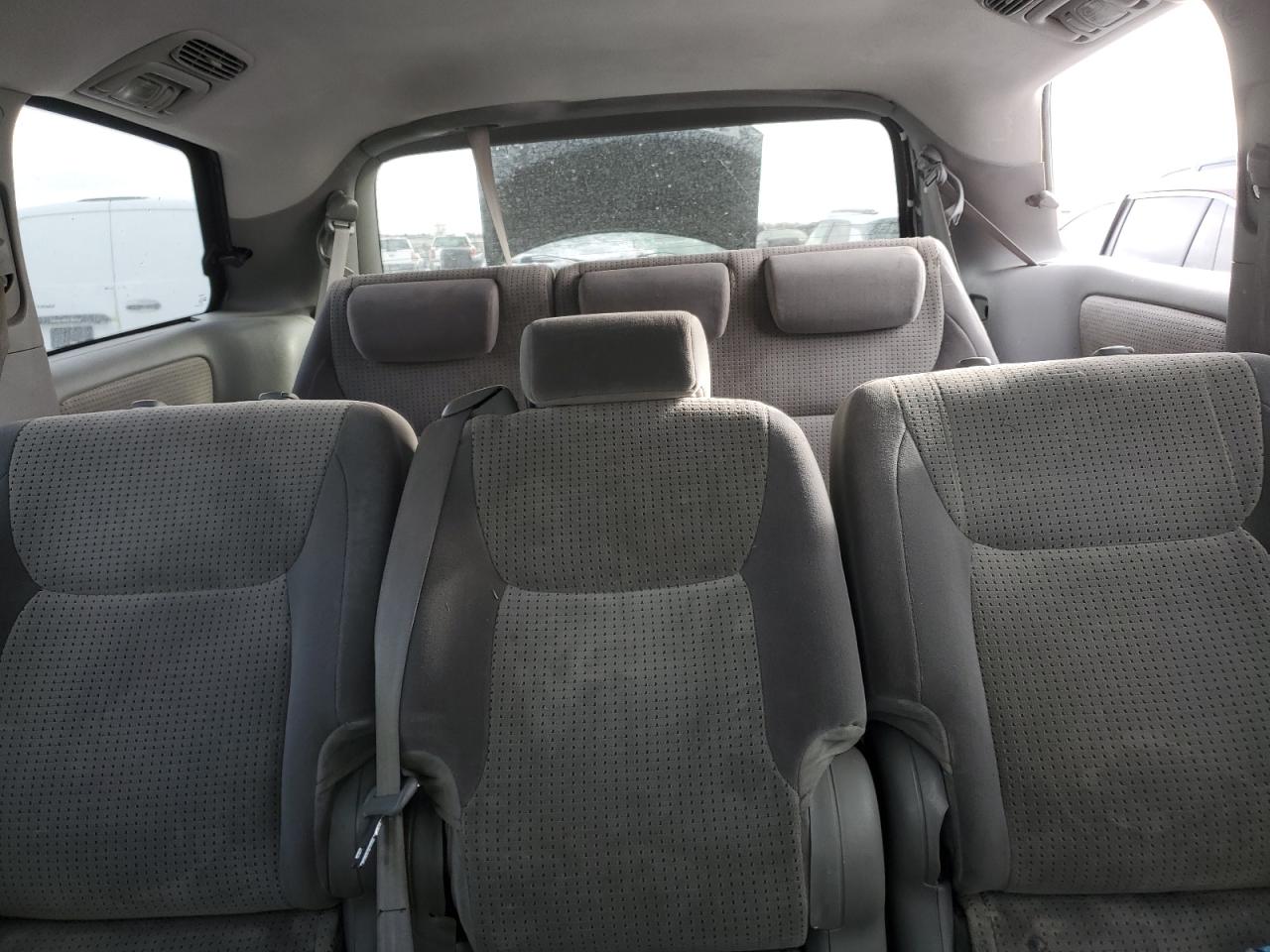 2007 Toyota Sienna - Image 10