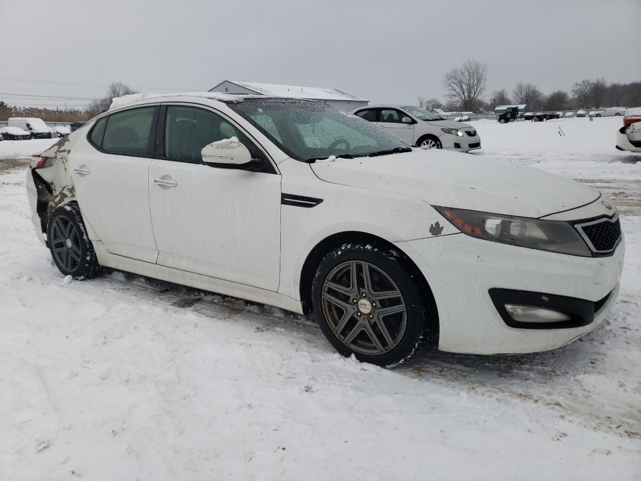 VIN 5XXGR4A64DG247007 2013 KIA OPTIMA no.4