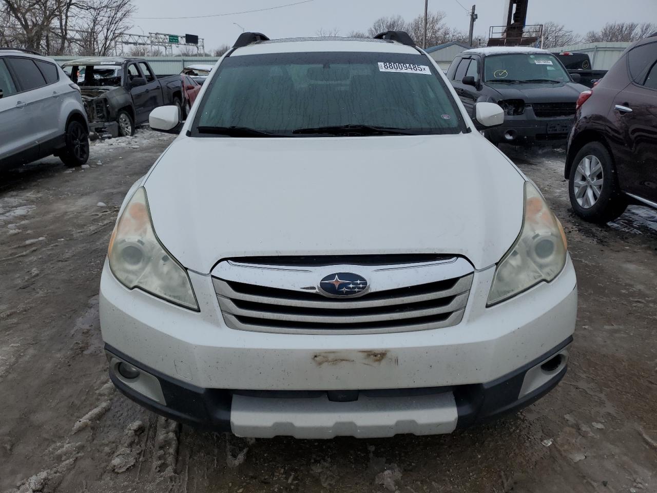 2011 Subaru Outback - Image 5