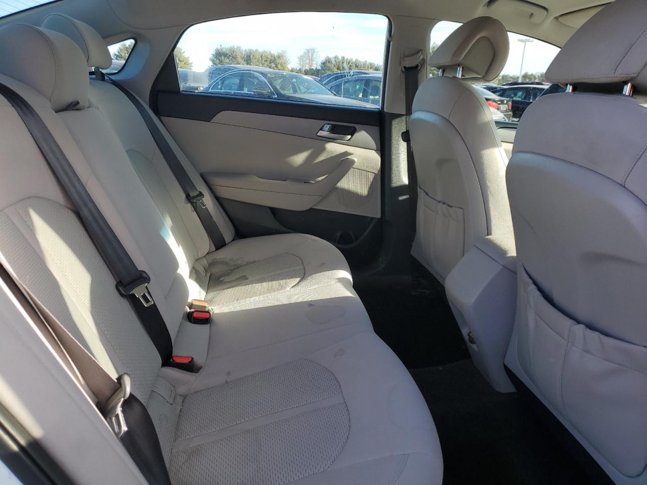 2016 Hyundai Sonata - Image 10