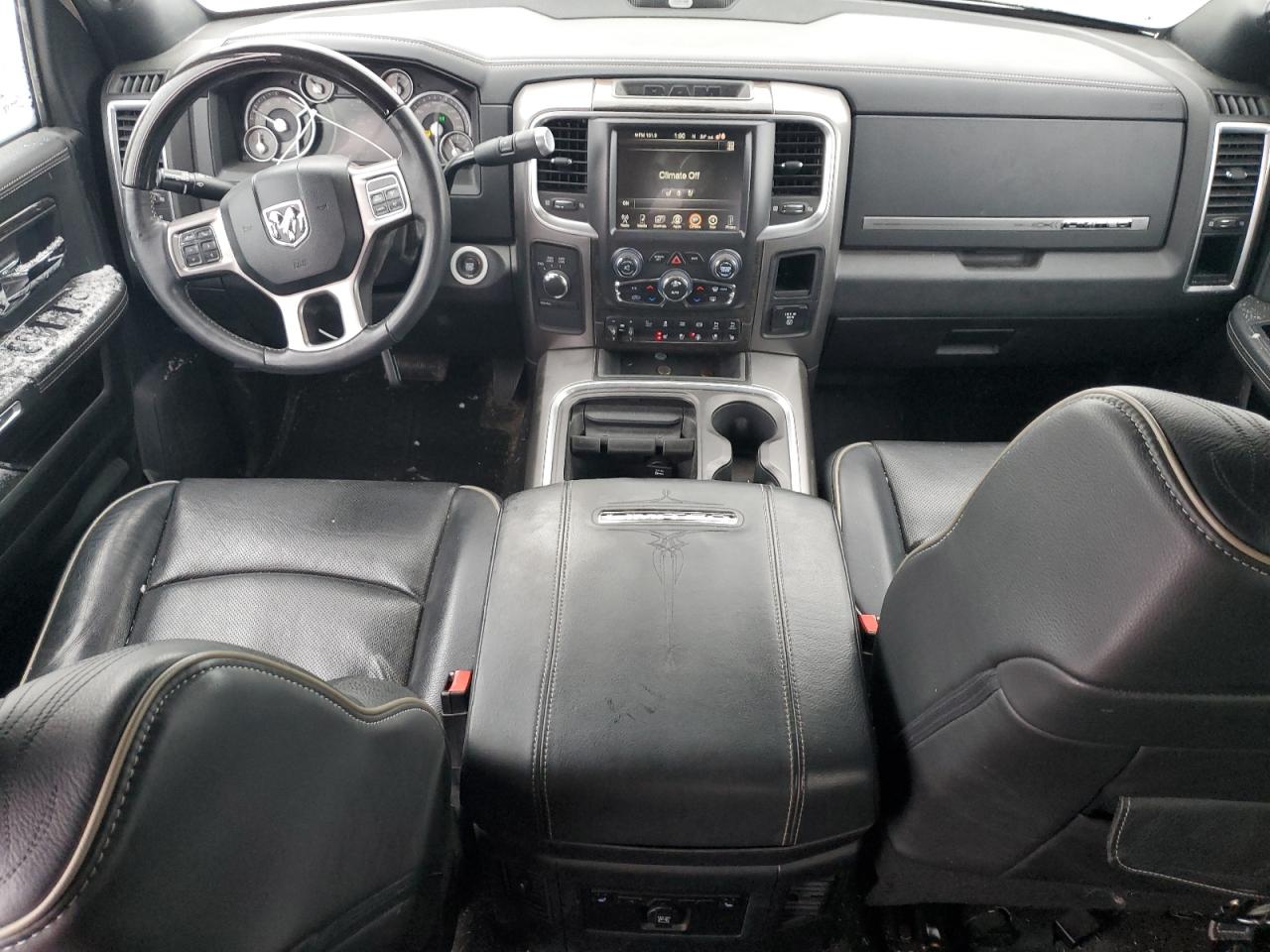 2017 RAM 2500 - Image 8