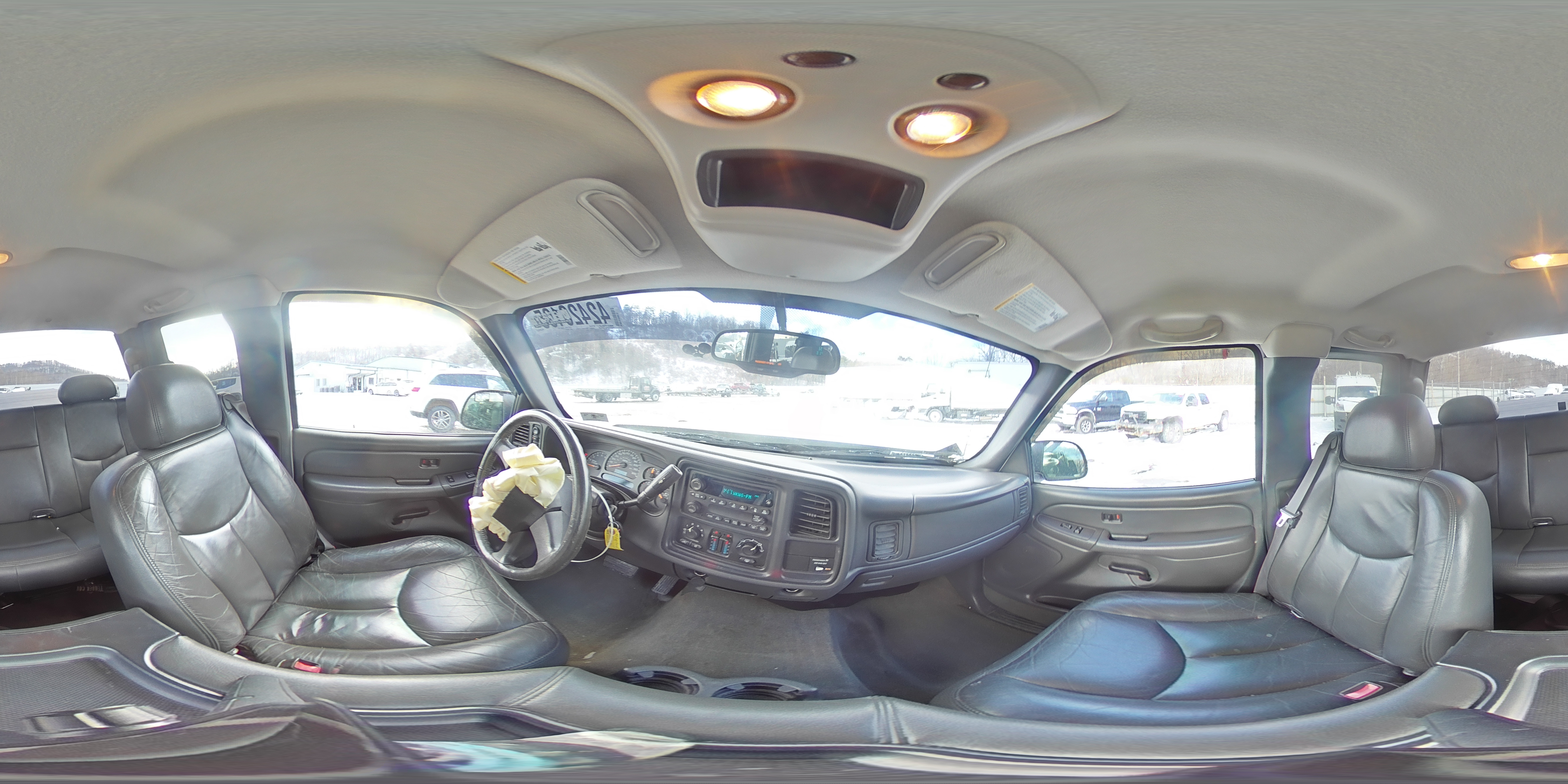 2004 Chevrolet Silverado - Image 12