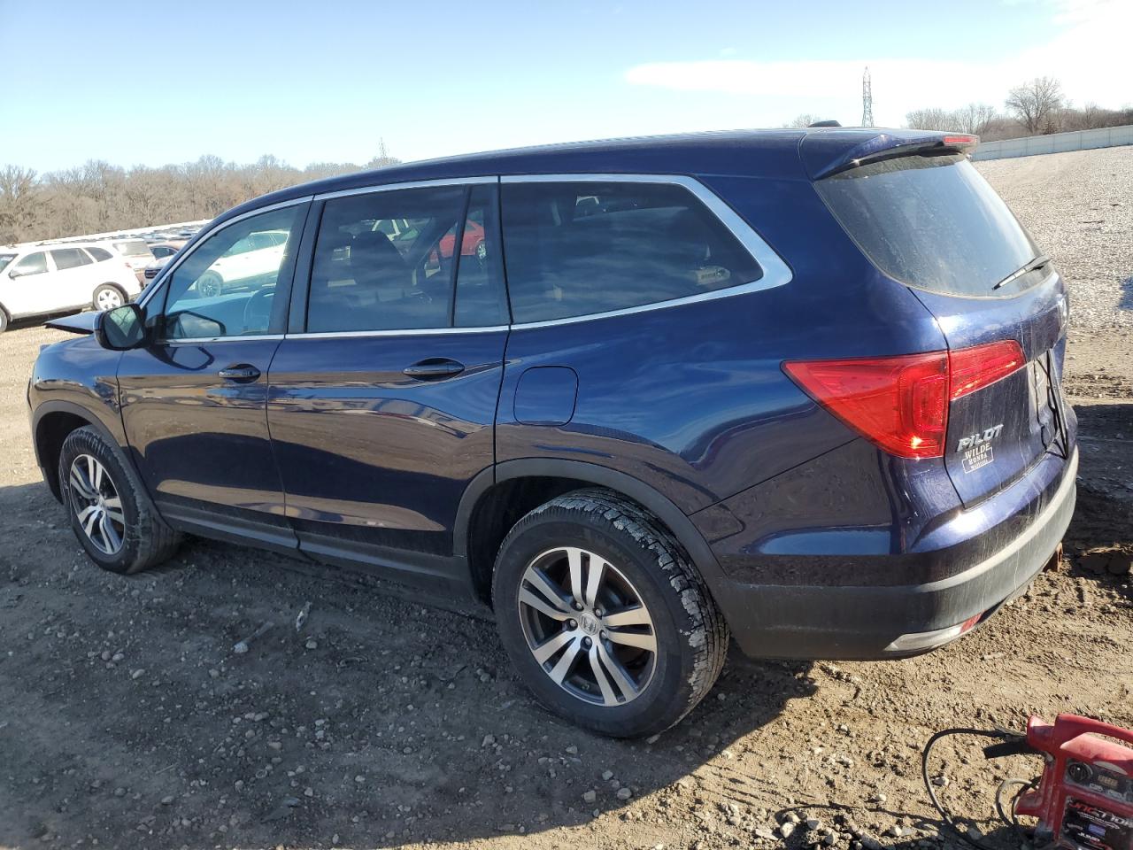 2017 Honda Pilot - Image 2