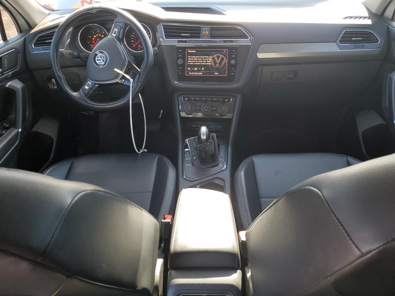 2018 Volkswagen Tiguan - Image 8