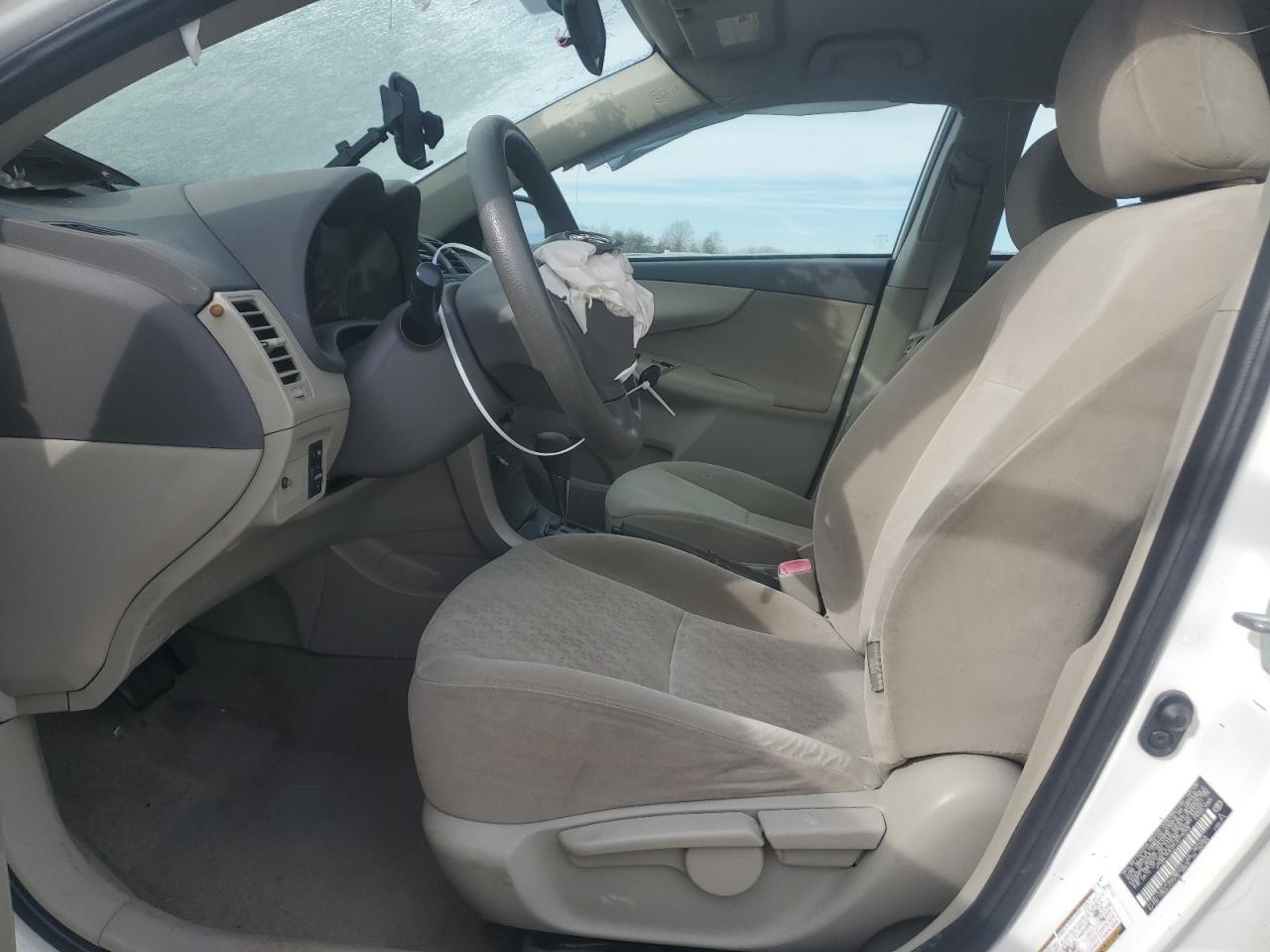 2009 Toyota Corolla - Image 7