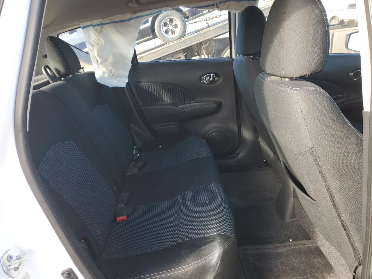 2015 Nissan Versa - Image 10