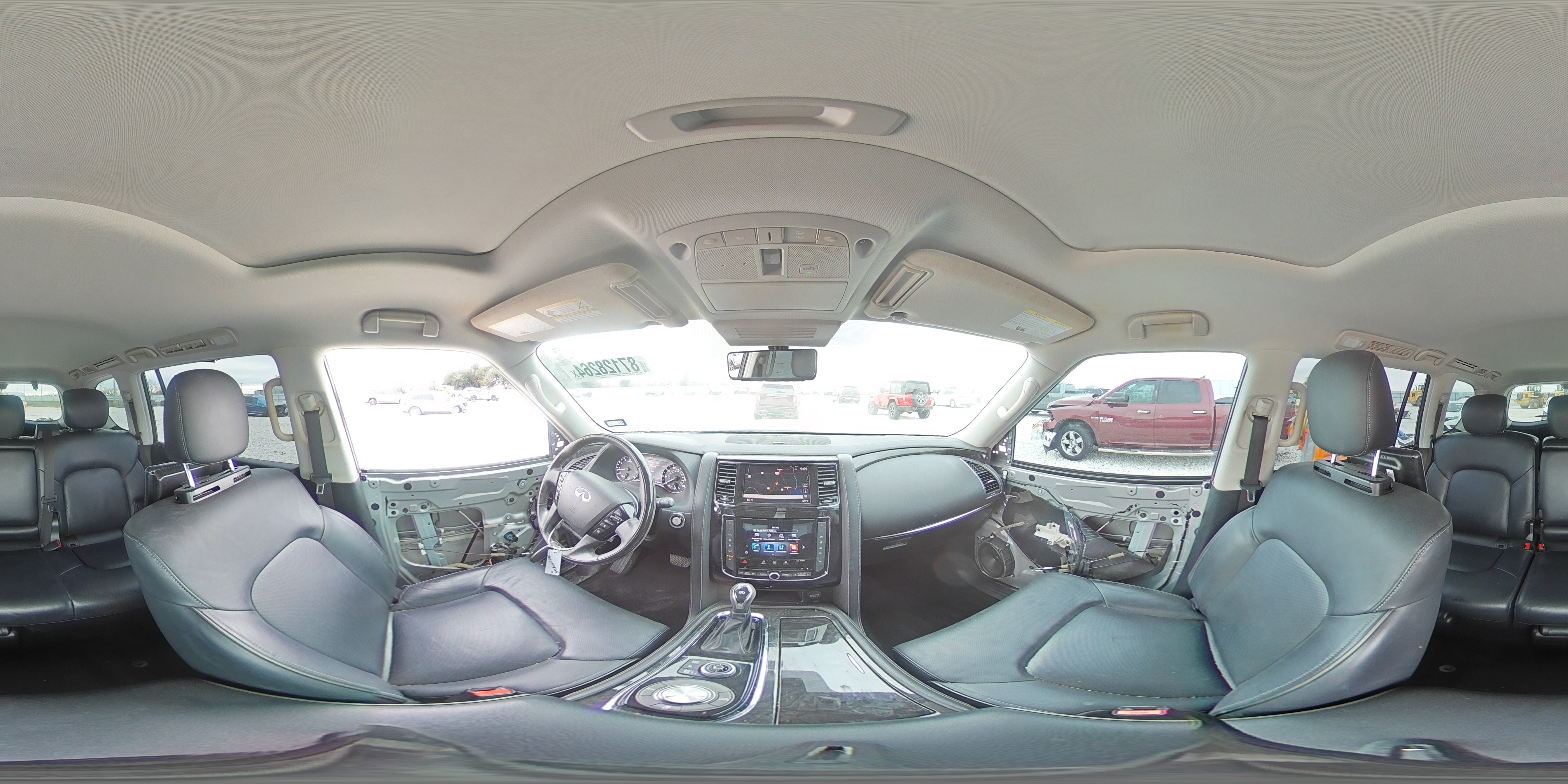 2020 Infiniti QX80 - Image 14