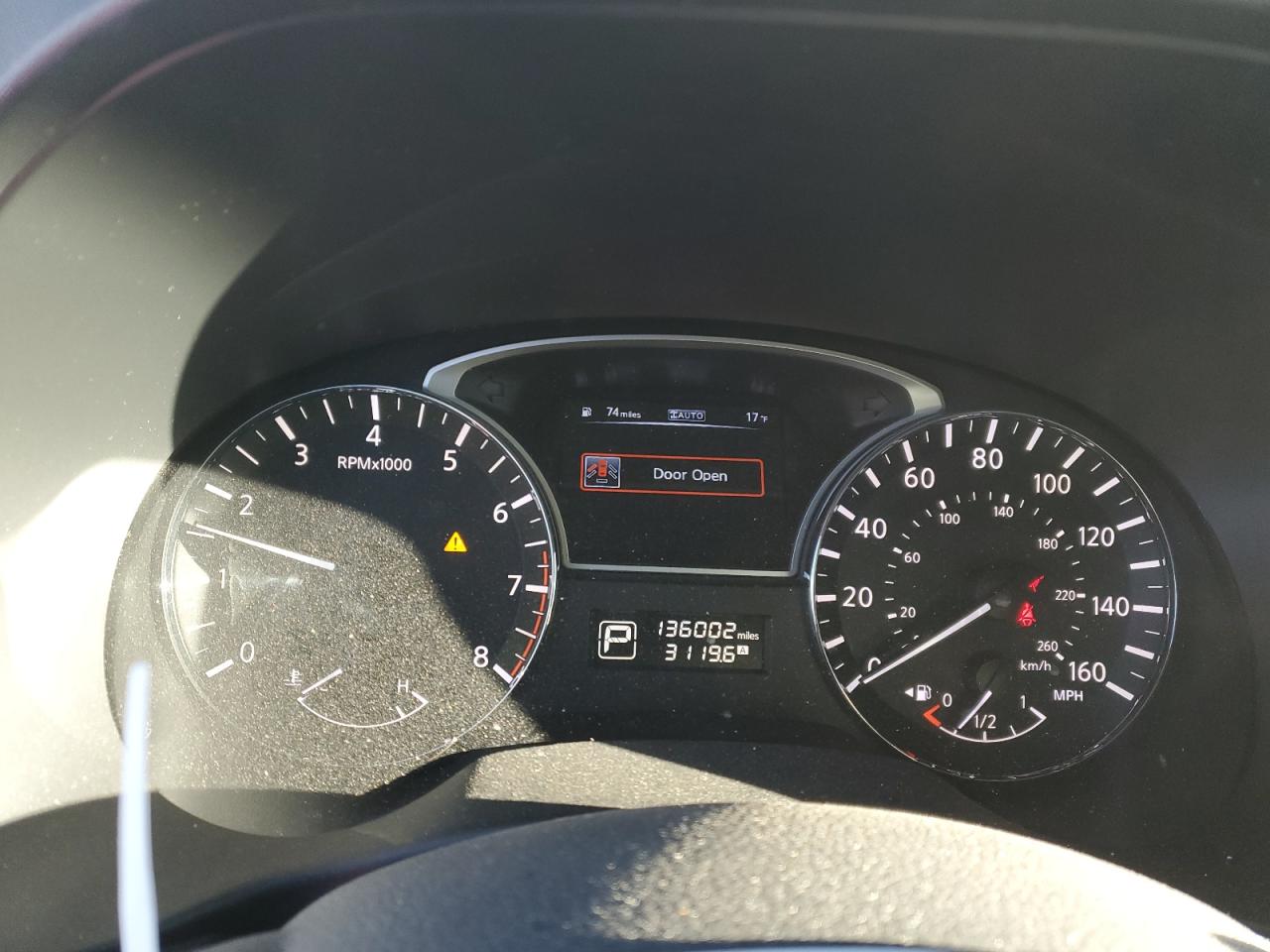 2014 Nissan Pathfinder - Image 9