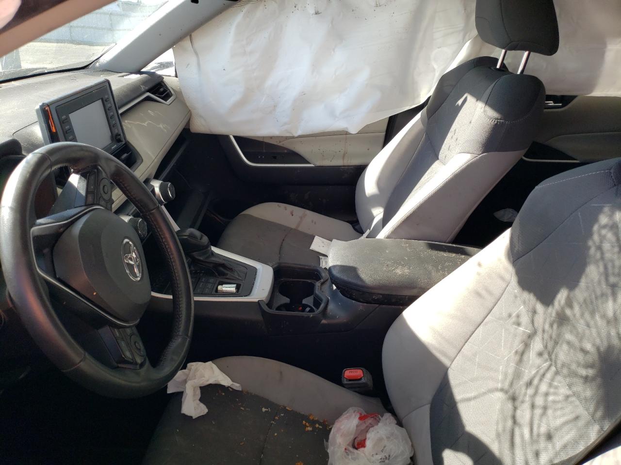 2020 Toyota RAV 4 - Image 7