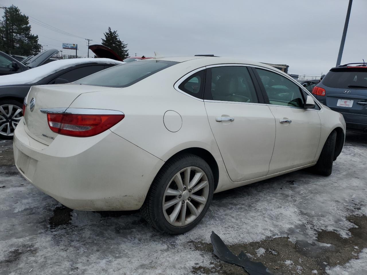 2012 Buick Verano - Image 3