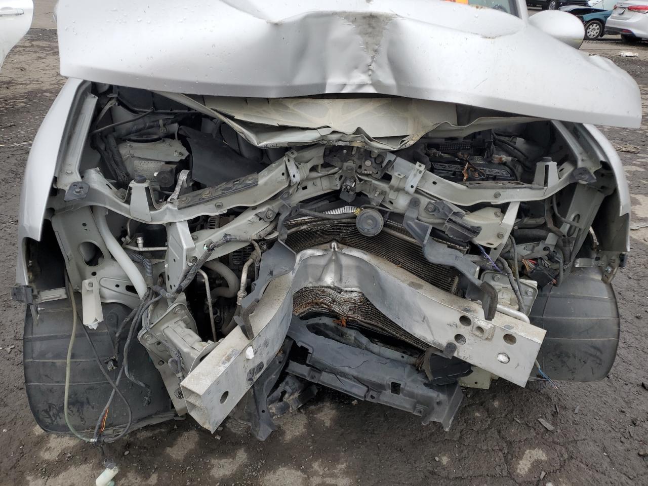 2009 Nissan Cube - Image 11