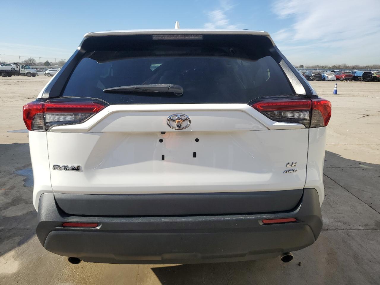2021 Toyota RAV 4 - Image 6
