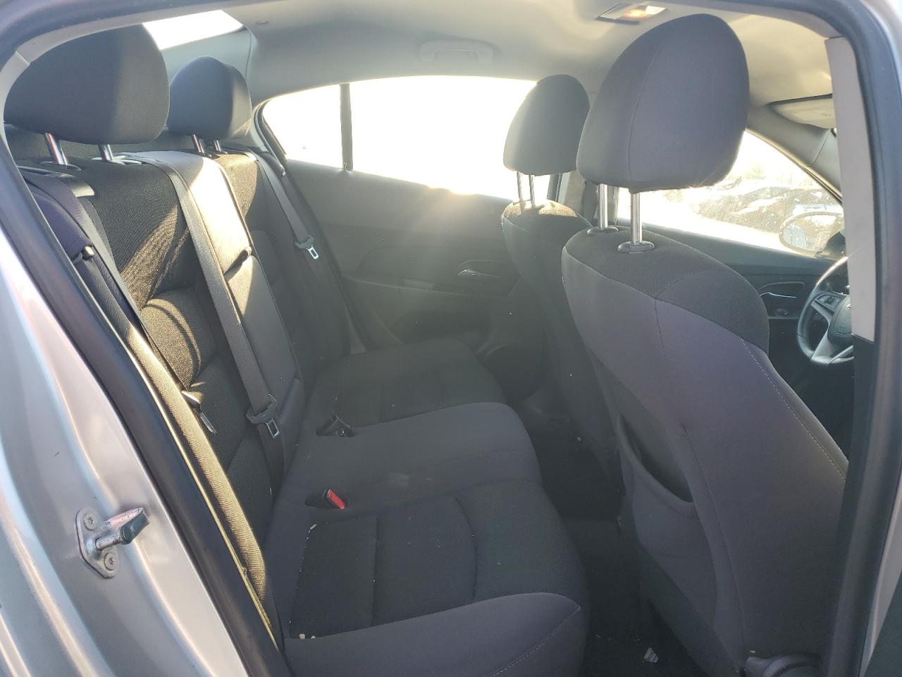 2014 Chevrolet Cruze - Image 10