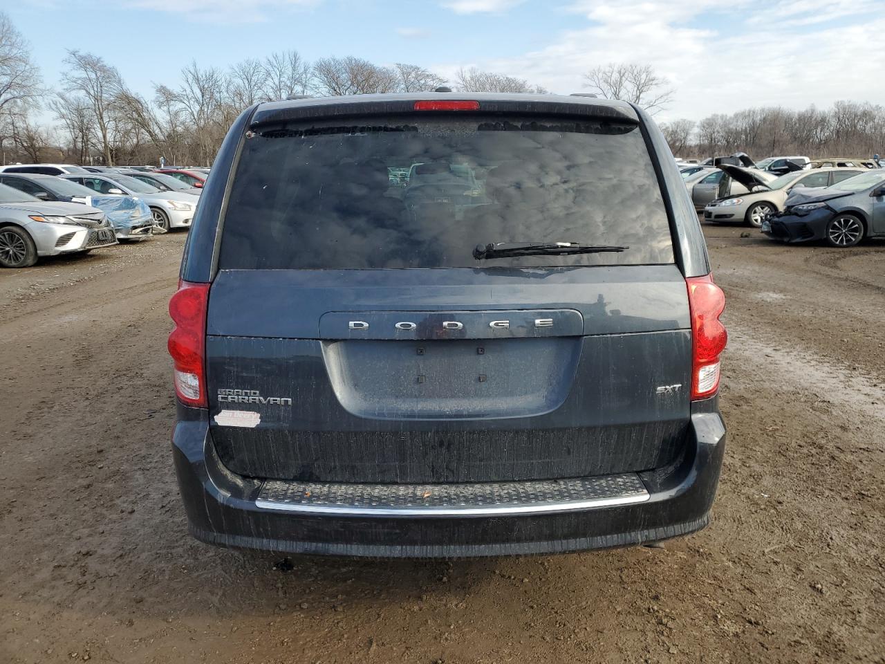 2014 Dodge Caravan - Image 6