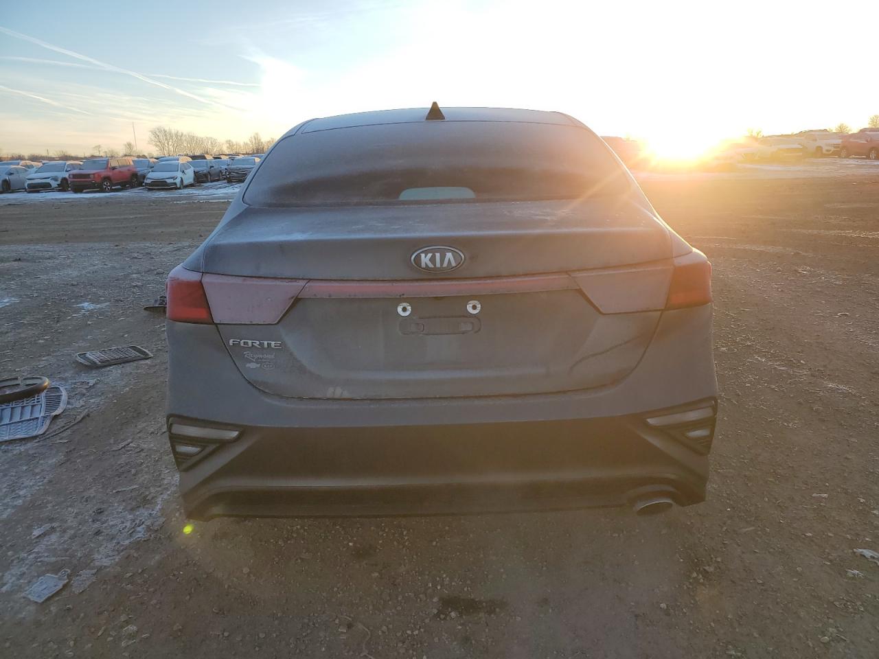 2019 Kia Forte - Image 6