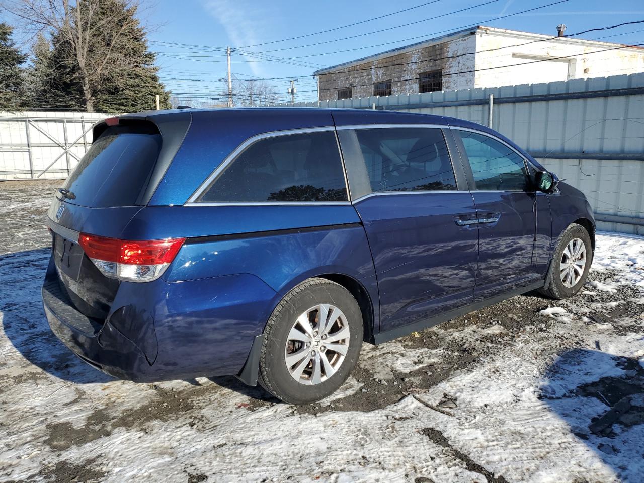 2015 Honda Odyssey - Image 3