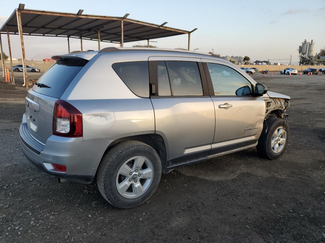 2016 Jeep Compass - Image 3