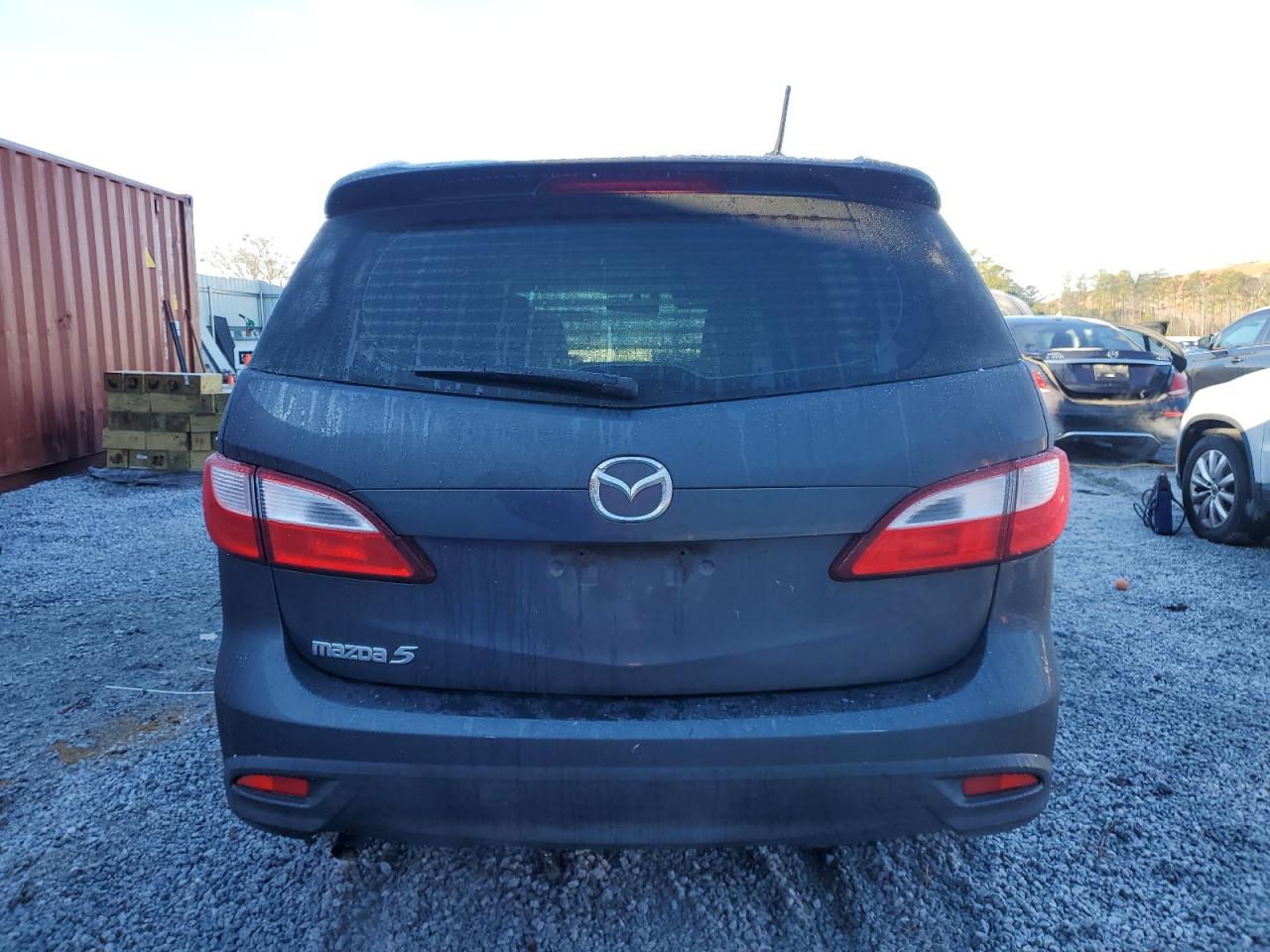2012 Mazda 5 - Image 6