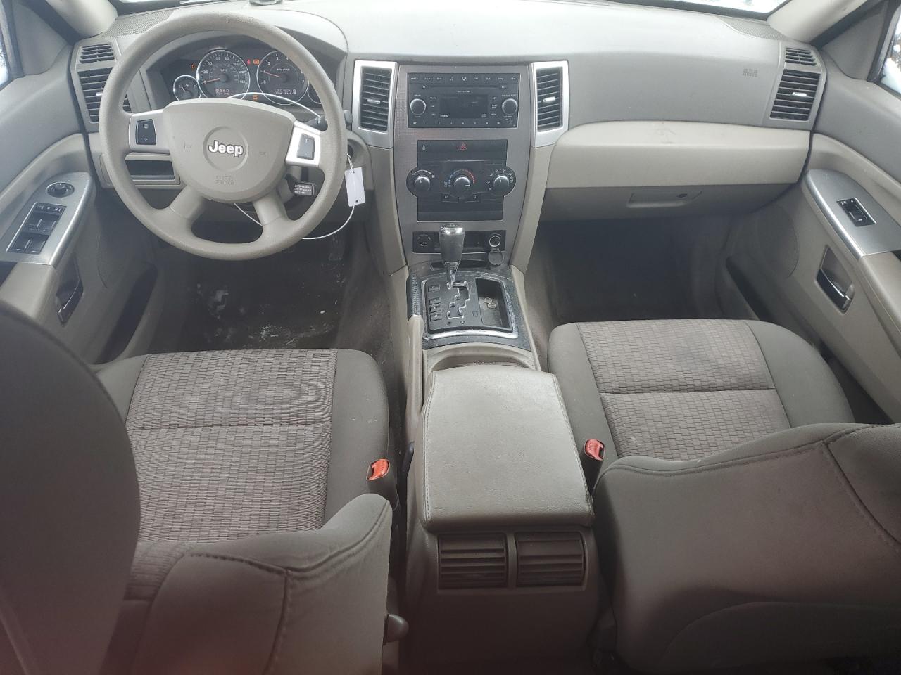 2010 Jeep Grand Cherokee - Image 8