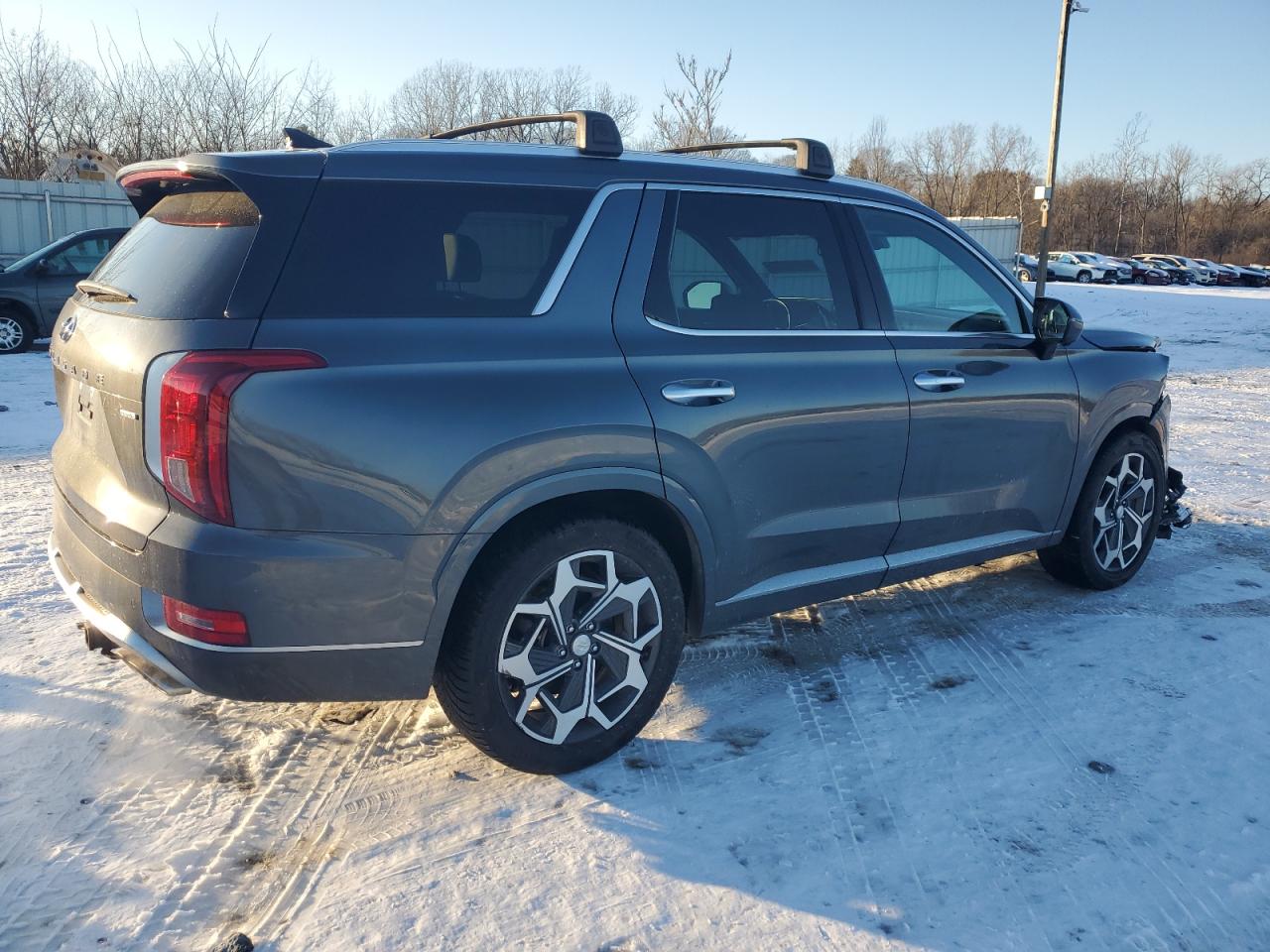 2021 Hyundai Palisade - Image 3
