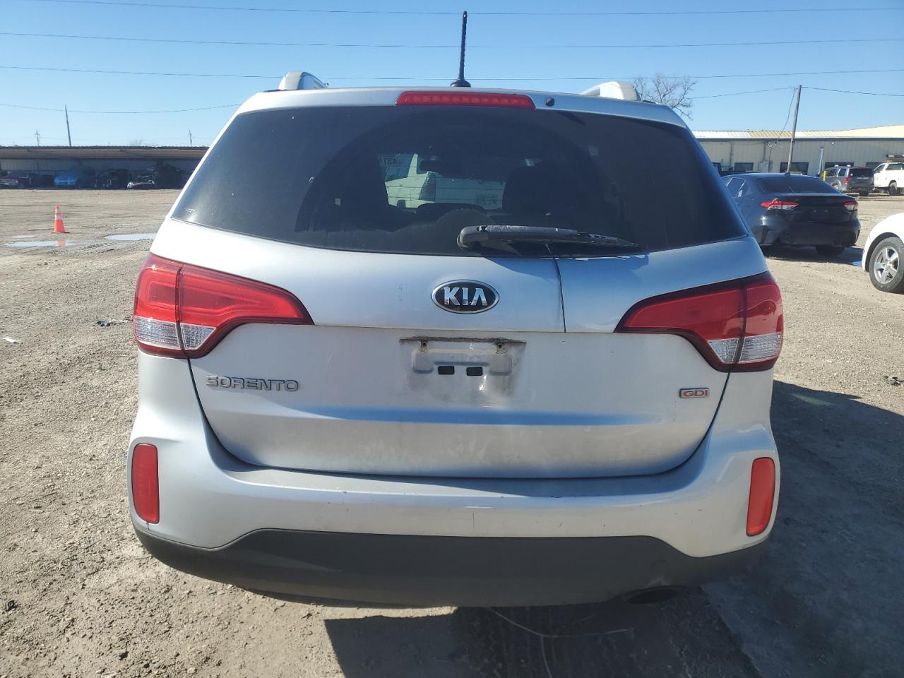 2015 Kia Sorento - Image 6