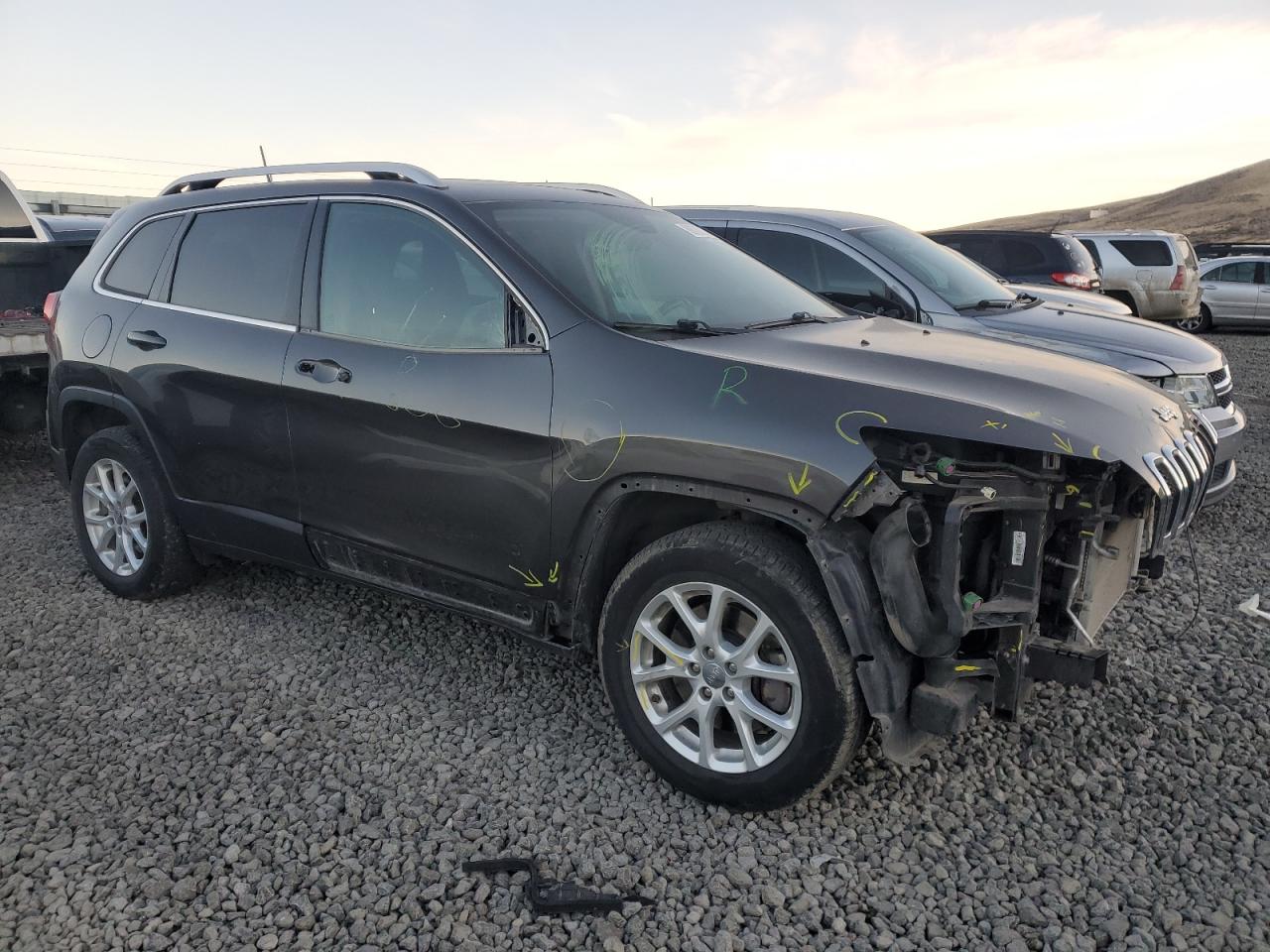 2017 Jeep Grand Cherokee - Image 4