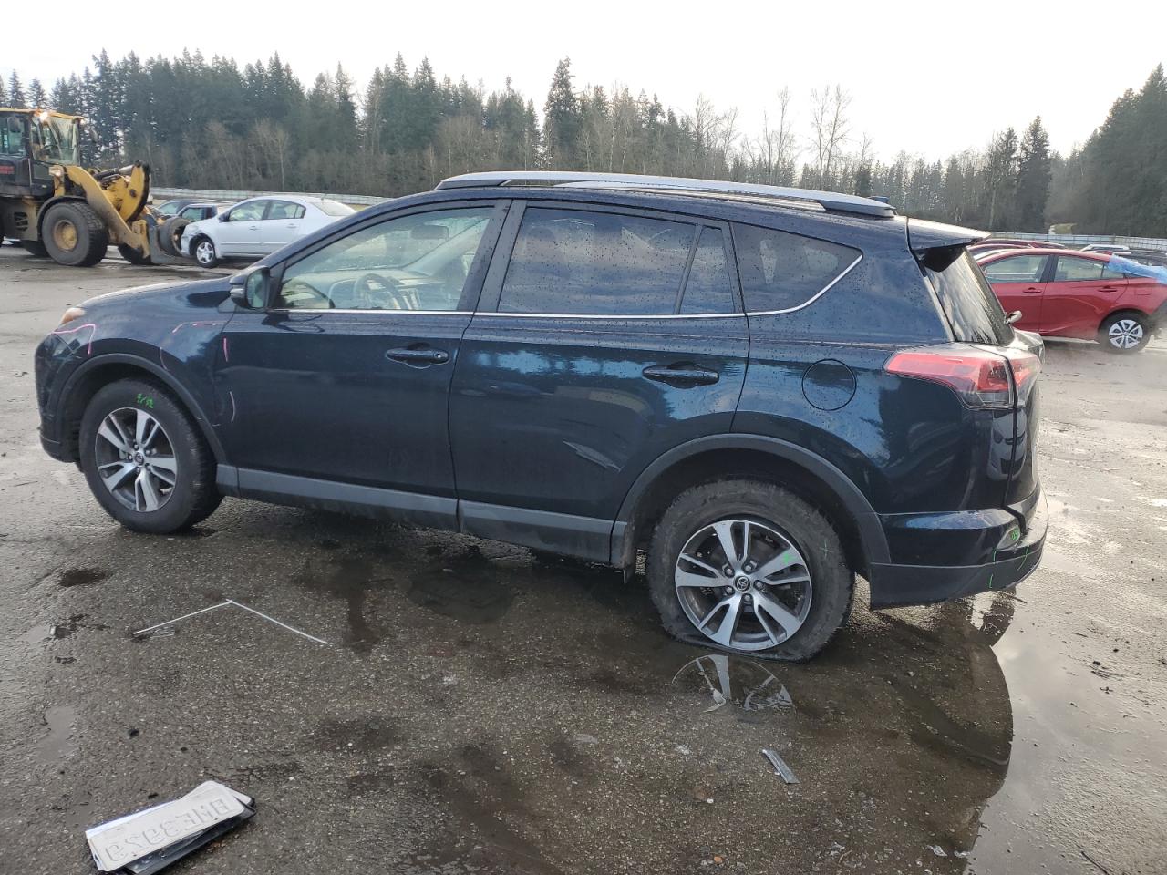 2018 Toyota RAV 4 - Image 2