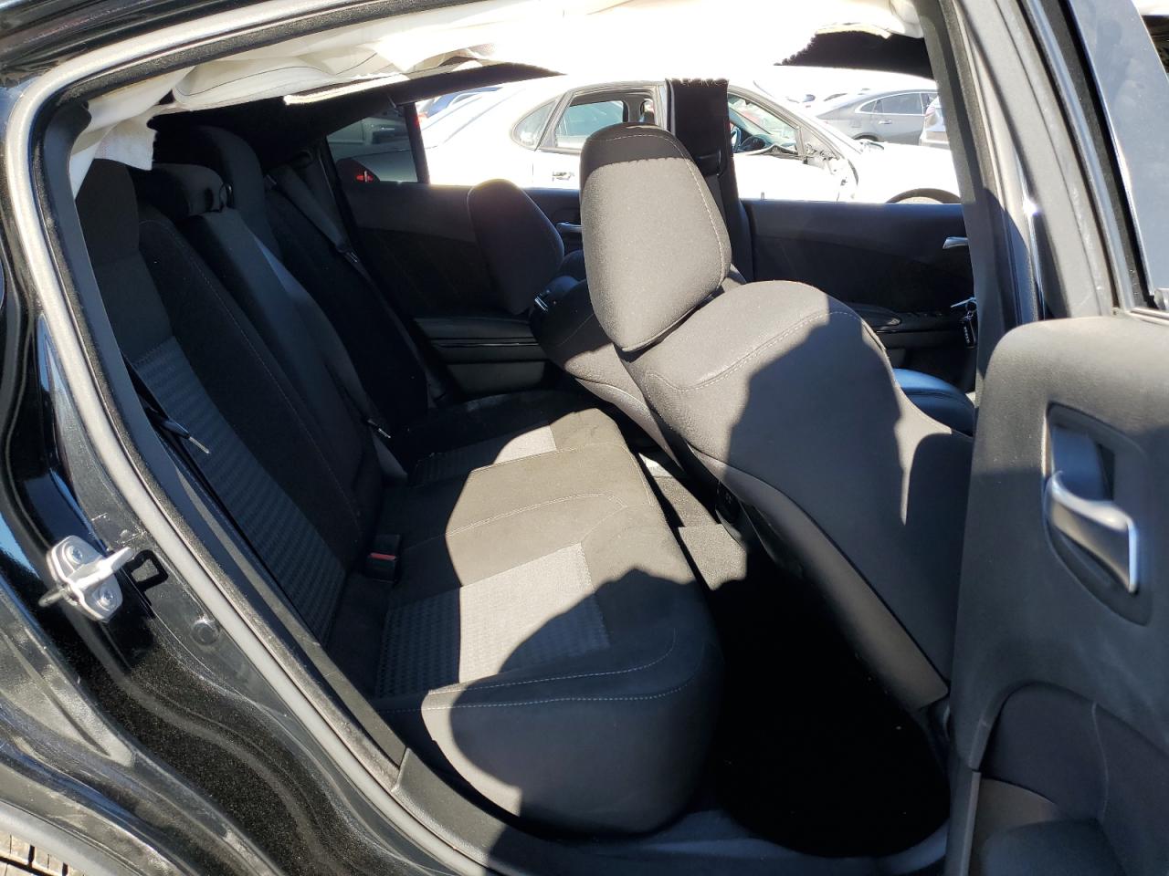 2019 Dodge Charger - Image 11