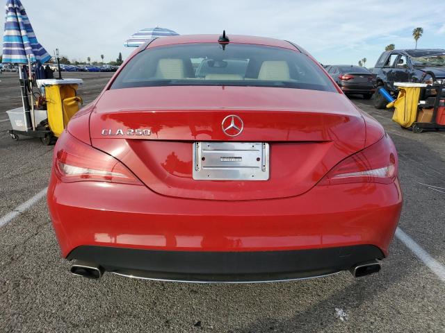  MERCEDES-BENZ CLA-CLASS 2014 Красный