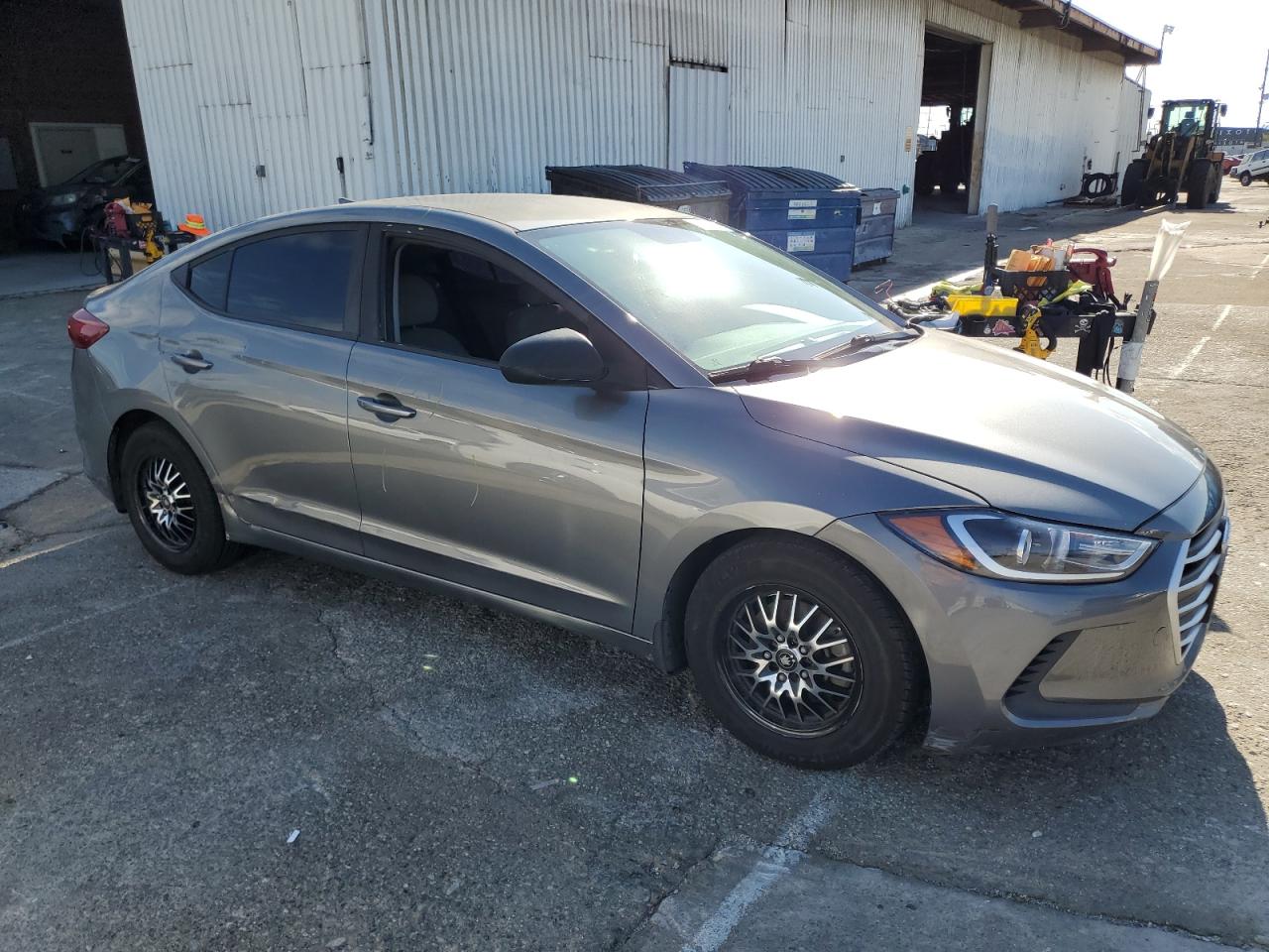 2017 Hyundai Elantra - Image 4