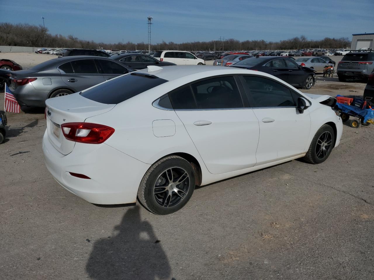 2016 Chevrolet Cruze - Image 3