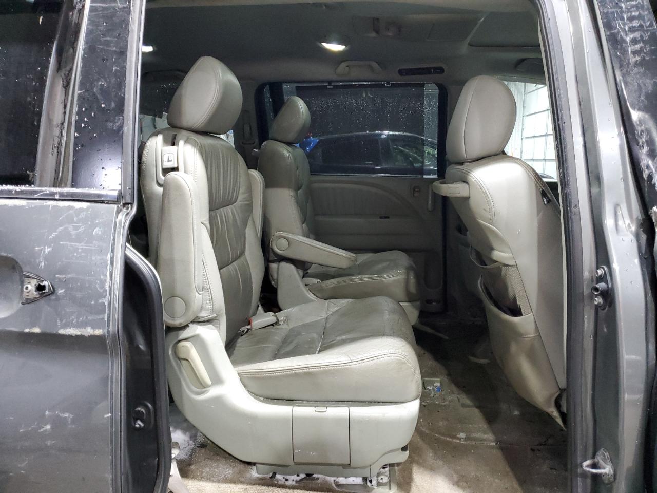 2007 Honda Odyssey - Image 11