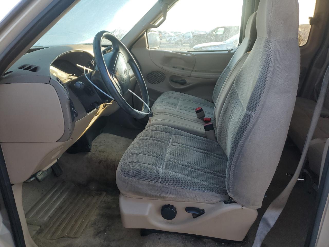 1997 Ford F-150 - Image 7
