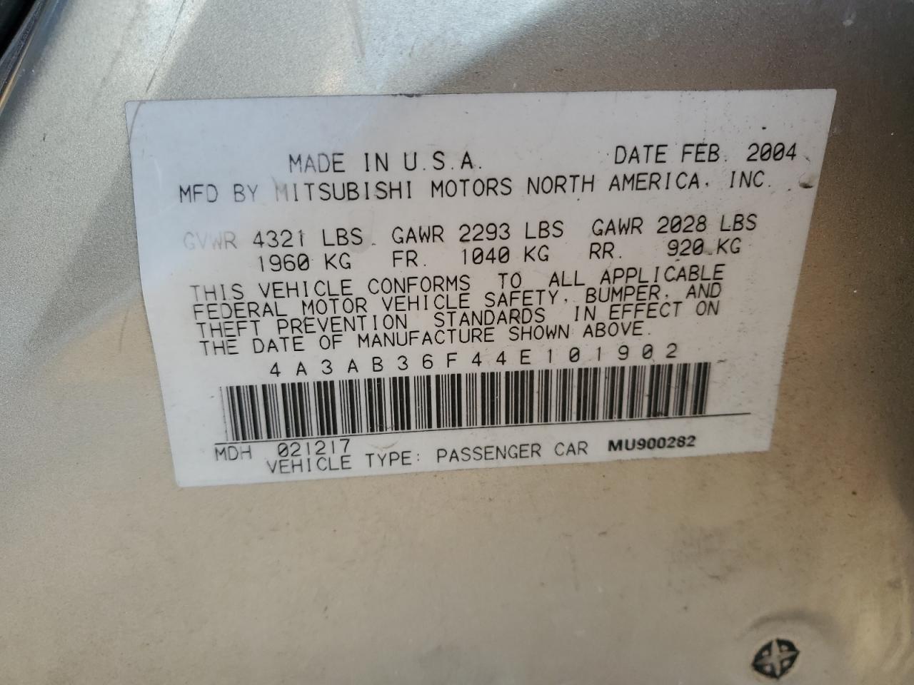 2004 Mitsubishi Galant - Image 12